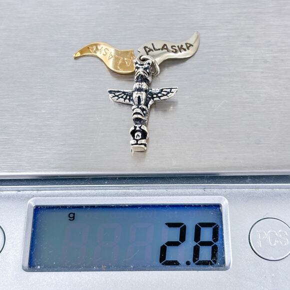 Vintage Sterling Silver 925 Gold Tone Alaska Pennant Totem Pole Charm Pendant - Picture 7 of 7